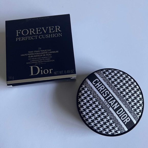 Dior Forever Couture Perfect Cushion Foundation New Look Houndstooth - Picture 2 of 7